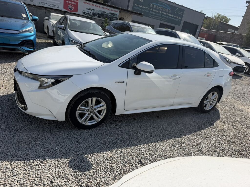 Toyota Levin: 2023 г., 1.8 л, Вариатор, Гибрид, Седан: фото 2