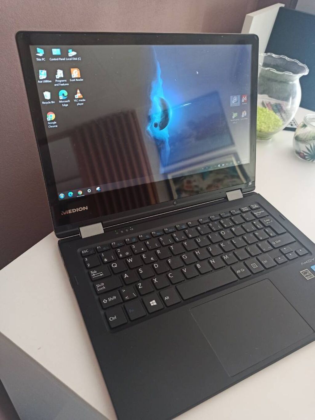 Ostali laptopovi i netbook računari: Medion Akoya E2218T/Ekran Touch/ 11.6 inca/4cora, 4Treda Medion Akoya