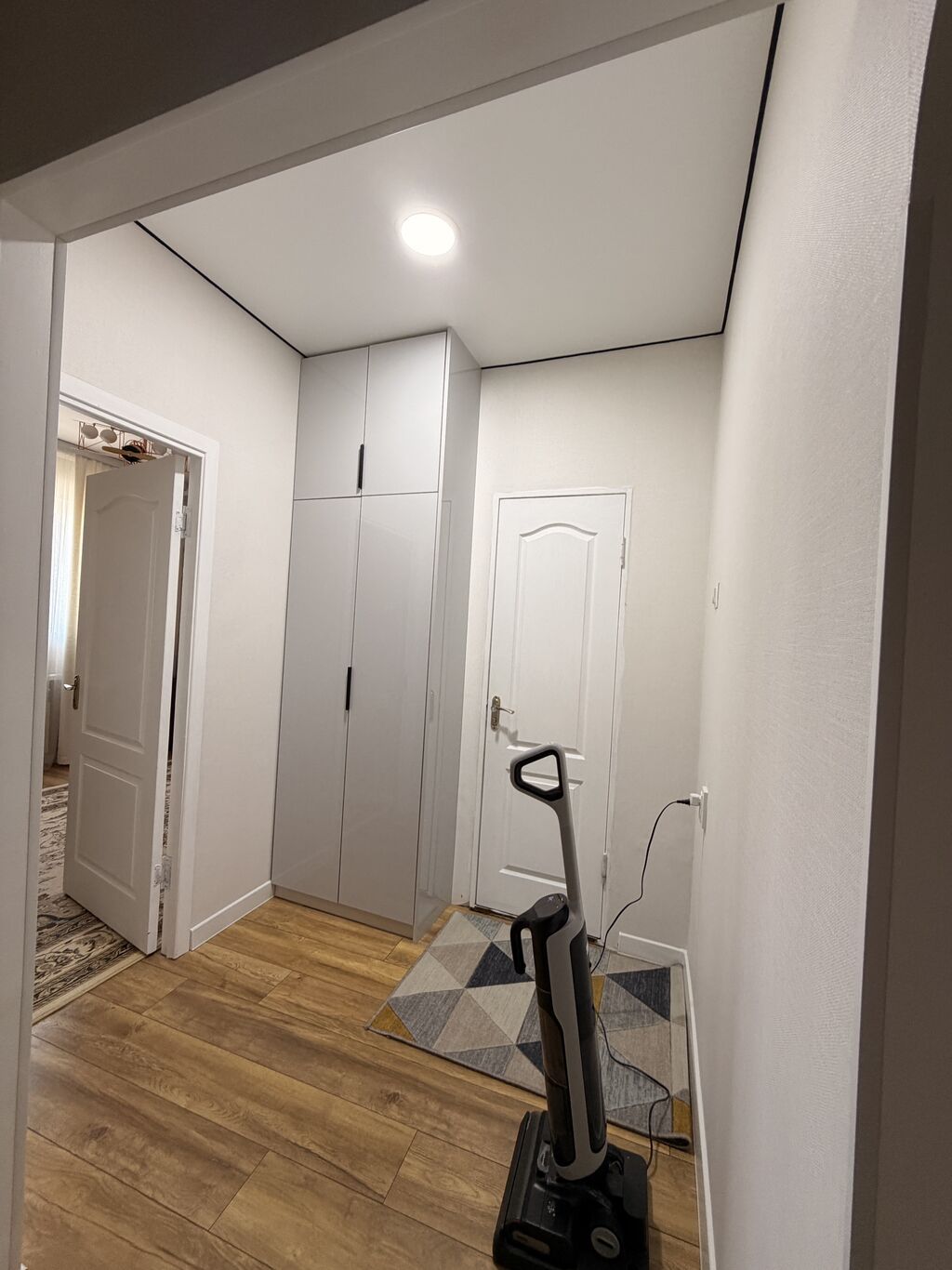 3 комнаты, 70 м², 105 серия, 9 этаж, Свежий ремонт: фото 4