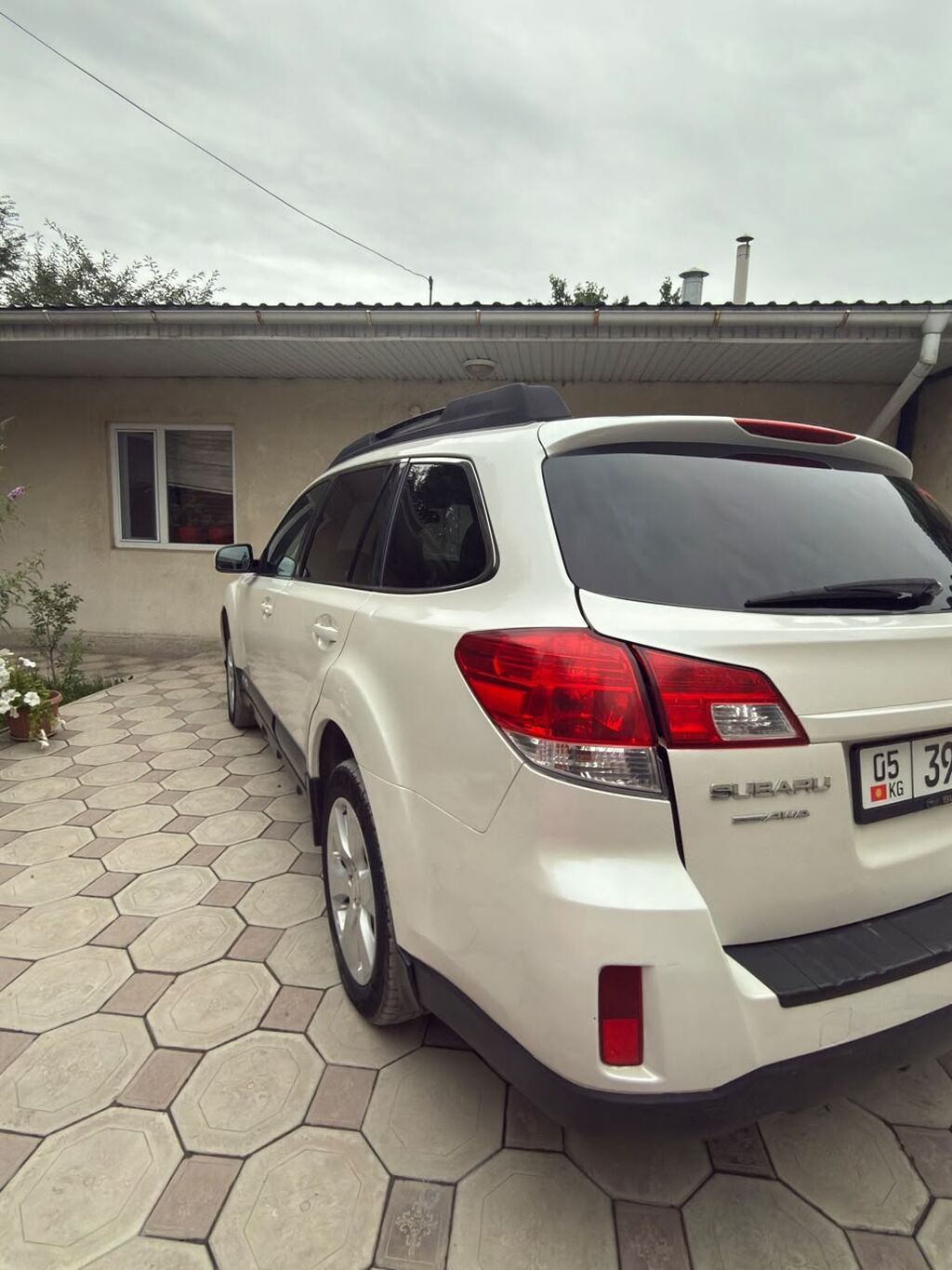 Subaru Outback: 2011 г., 2.5 л, Автомат, Бензин, Универсал — фото 7