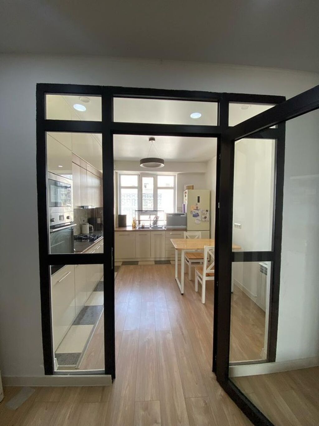 3 комнаты, 97 м², Элитка, 14 этаж, Евроремонт: фото 2