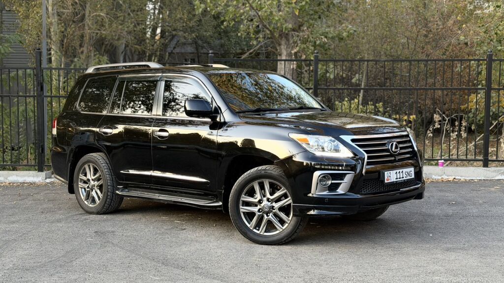 Lexus LX: 2010 г., 5.7 л, Автомат, Газ, Внедорожник: фото 2