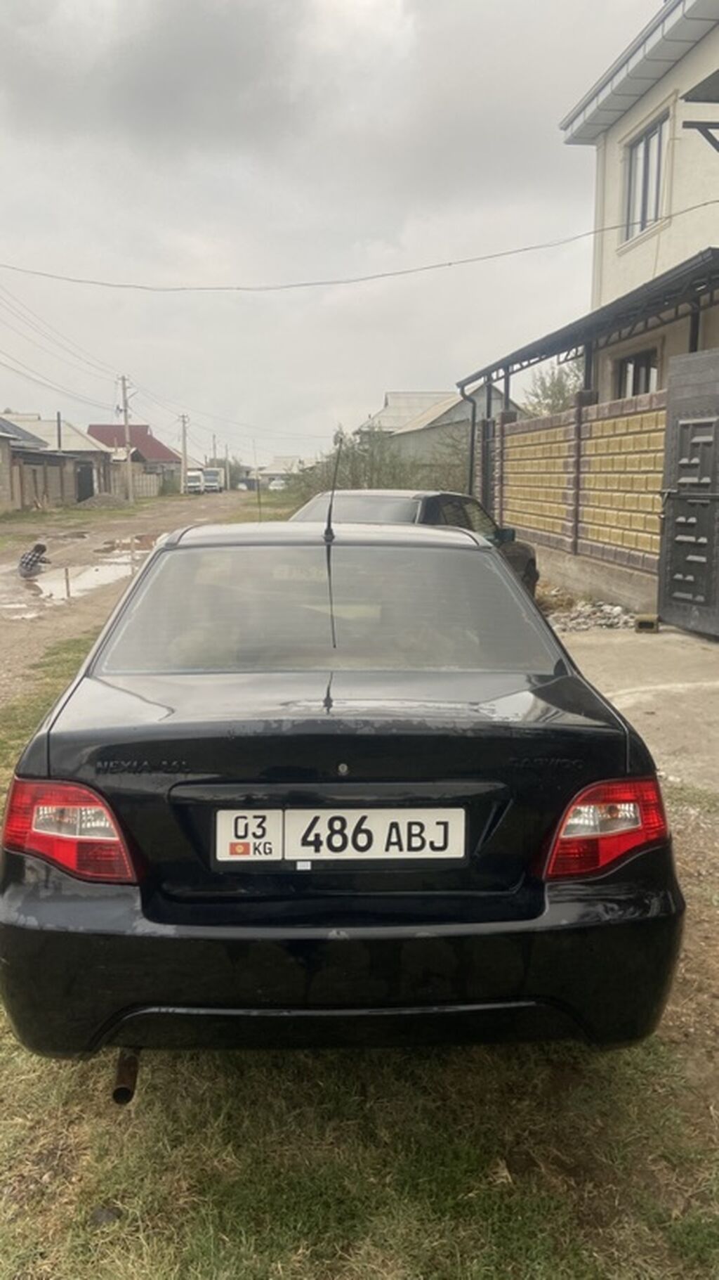 Daewoo Nexia: 2010 г., 1.6 л, Механика, Бензин, Седан: фото 2