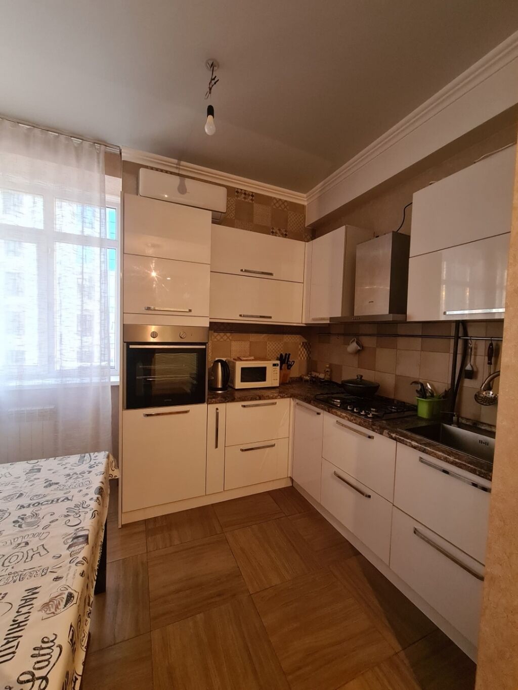 1 комната, 7 мкр, Душевая кабина, Постельное белье, Кондиционер, фото 2