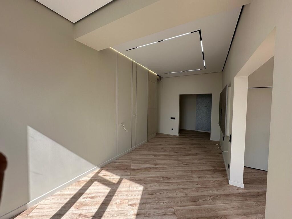 2 комнаты, 70 м², Элитка, 9 этаж, Дизайнерский ремонт: фото 2