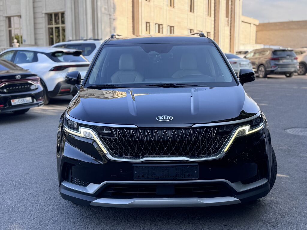 Kia Carnival: 2021 г., 2.2 л, Автомат, Дизель, Минивэн: фото 1