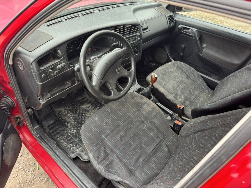 Volkswagen Golf: 1994 г., Механика, Бензин, Хэтчбэк: фото 7