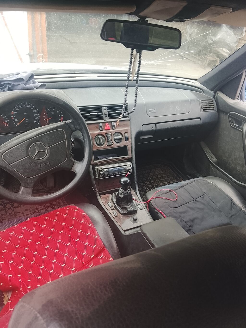 Mercedes-Benz C-Class: 1997 г., 1.8 л, Механика, Бензин, Седан: фото 3