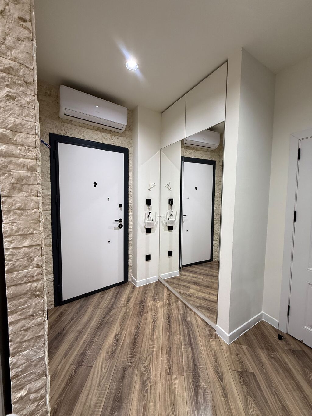 Binəqədi qəs., 2 otaqlı, Yeni tikili, m. Avtovağzal, 68 kv. m