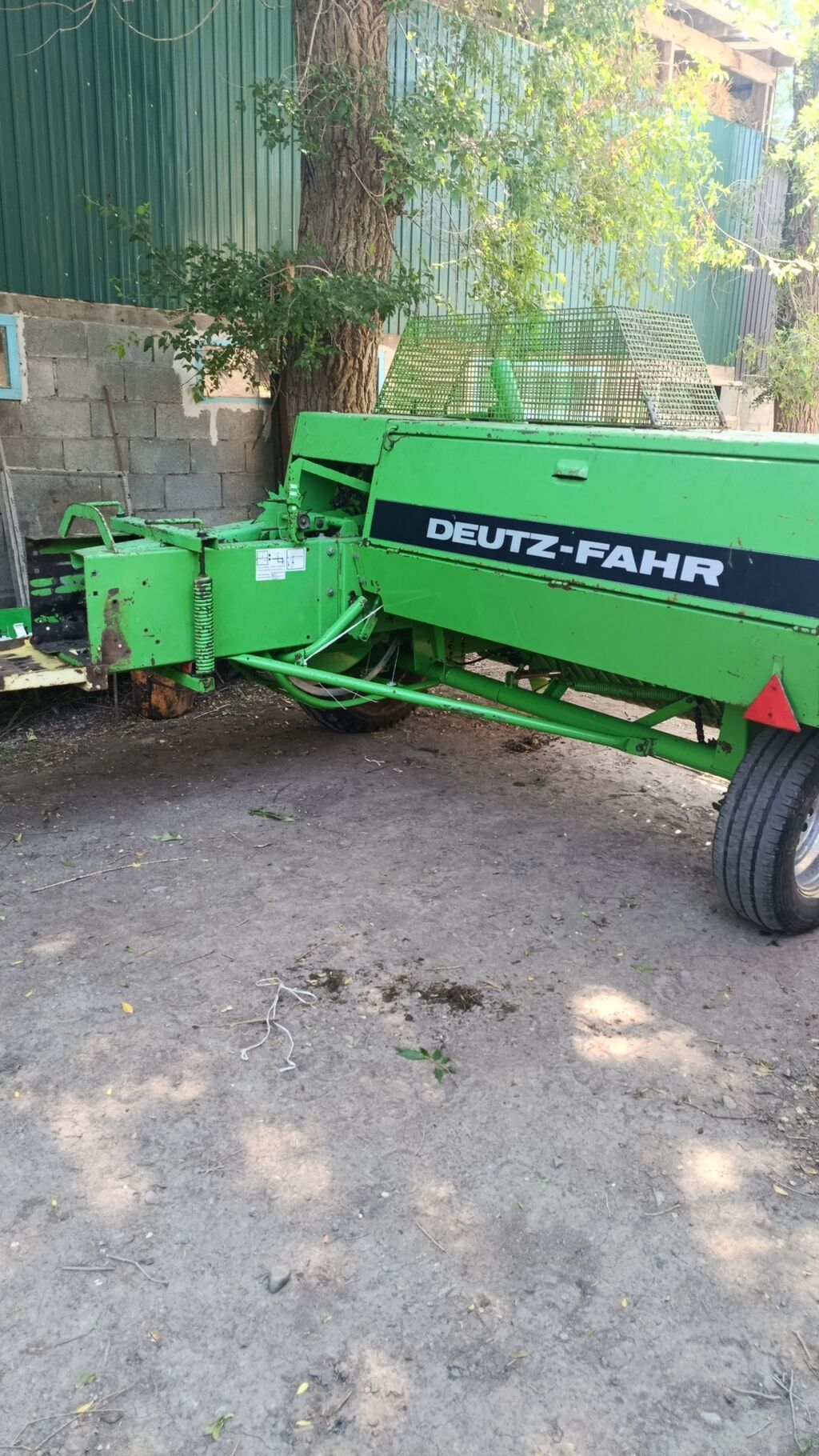 Пресс-подборщик тюковый Deutz-Fahr (польщик квадратных тюков) - Тип: фото 2