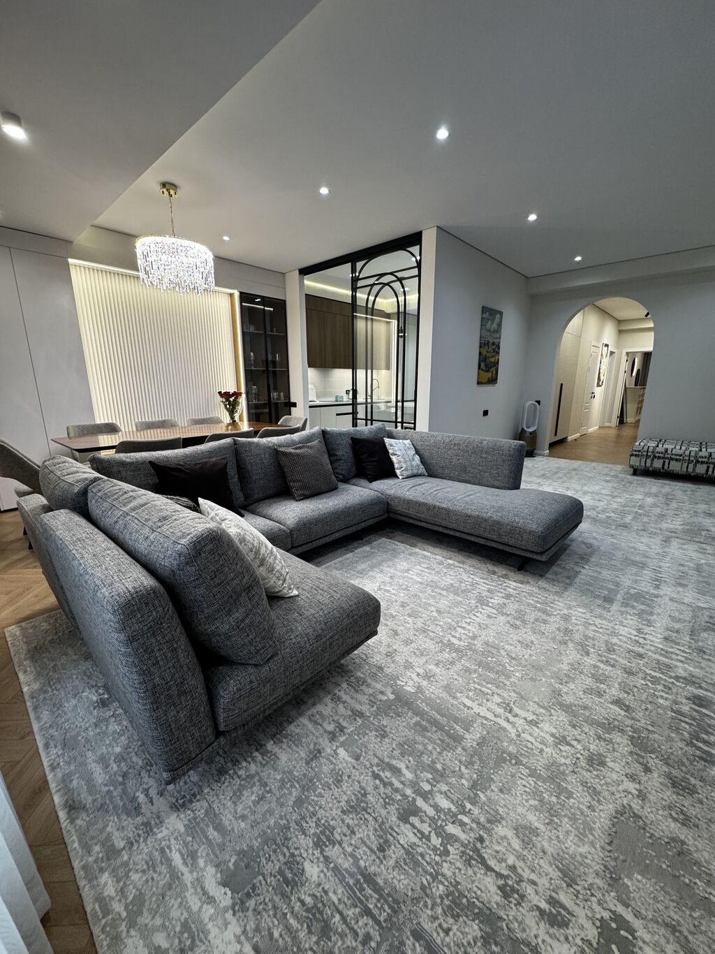 3 комнаты, 117 м², Южная Магистраль Элитка, 2 этаж, Дизайнерский ремонт: фото 4
