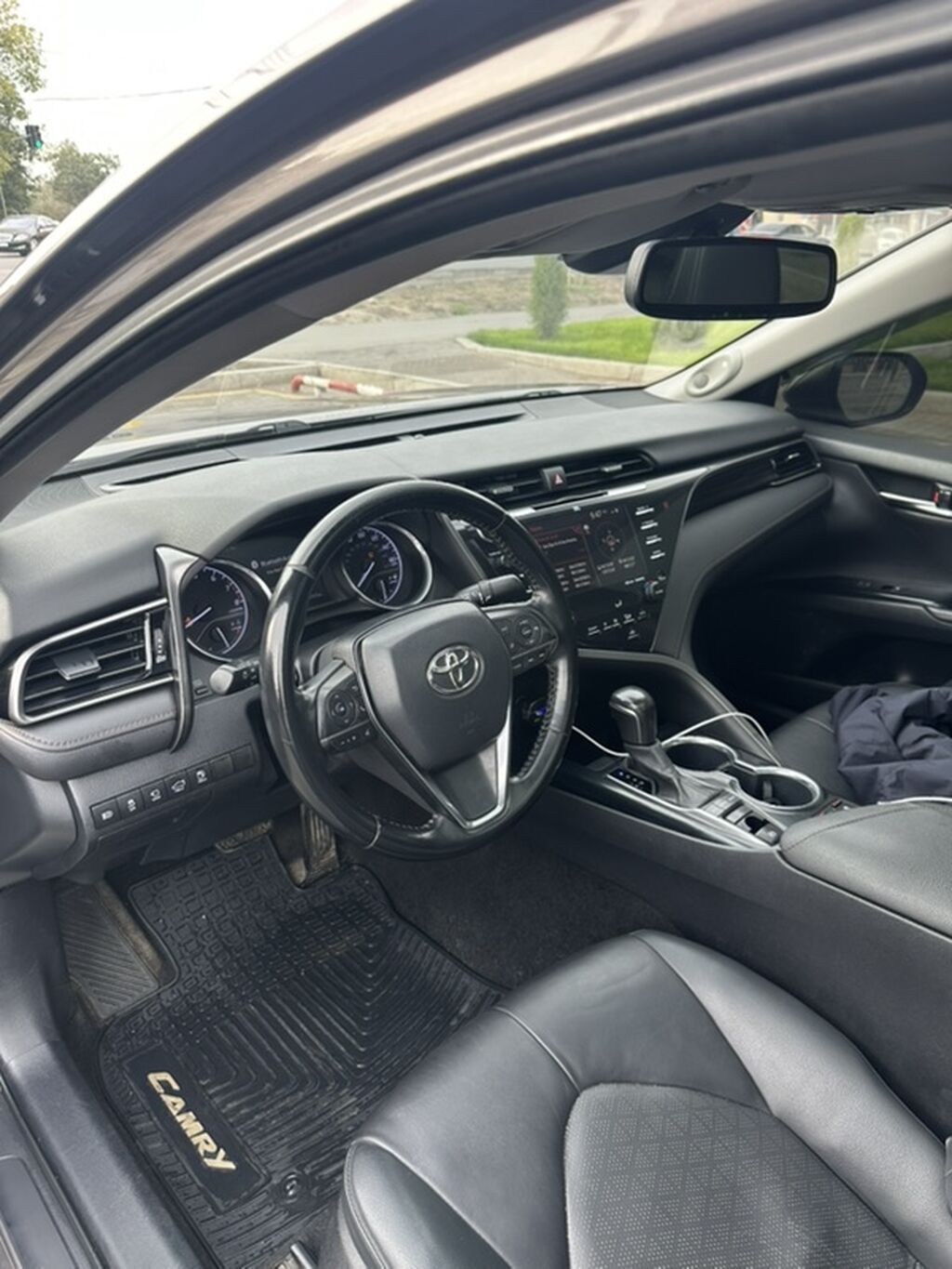 Toyota Camry: 2020 г., 2.5 л, Автомат, Бензин, Седан: фото 8