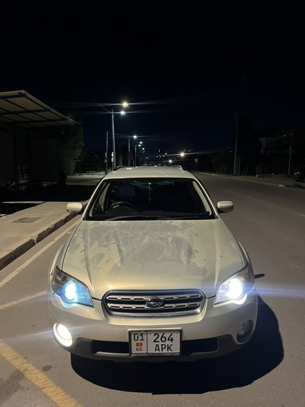 Subaru Outback 2003 г., 2.5 л, автомат: фото 3