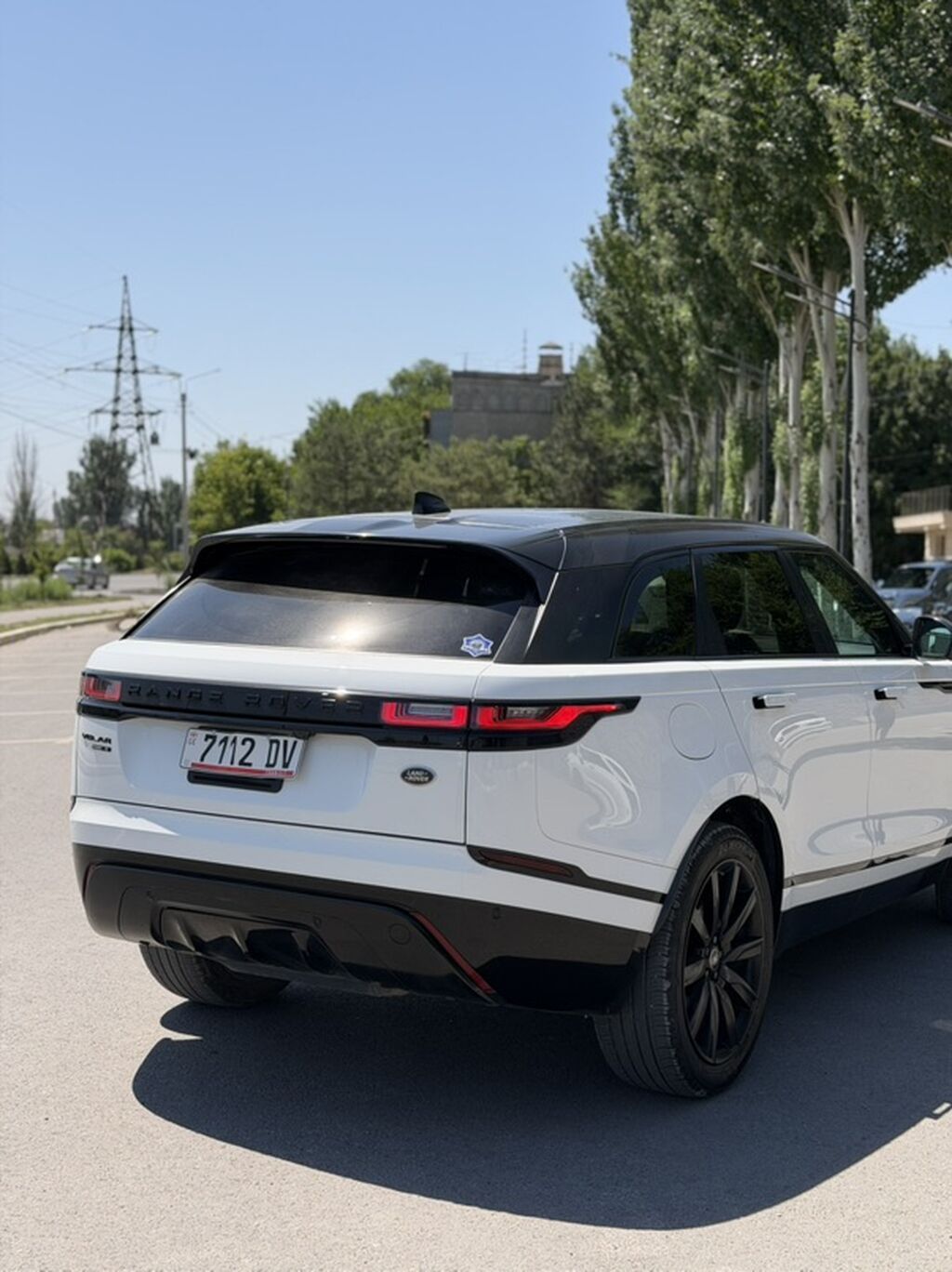 Land Rover Range Rover: 2020 г., 2 л, Автомат, Бензин, Кроссовер: фото 7
