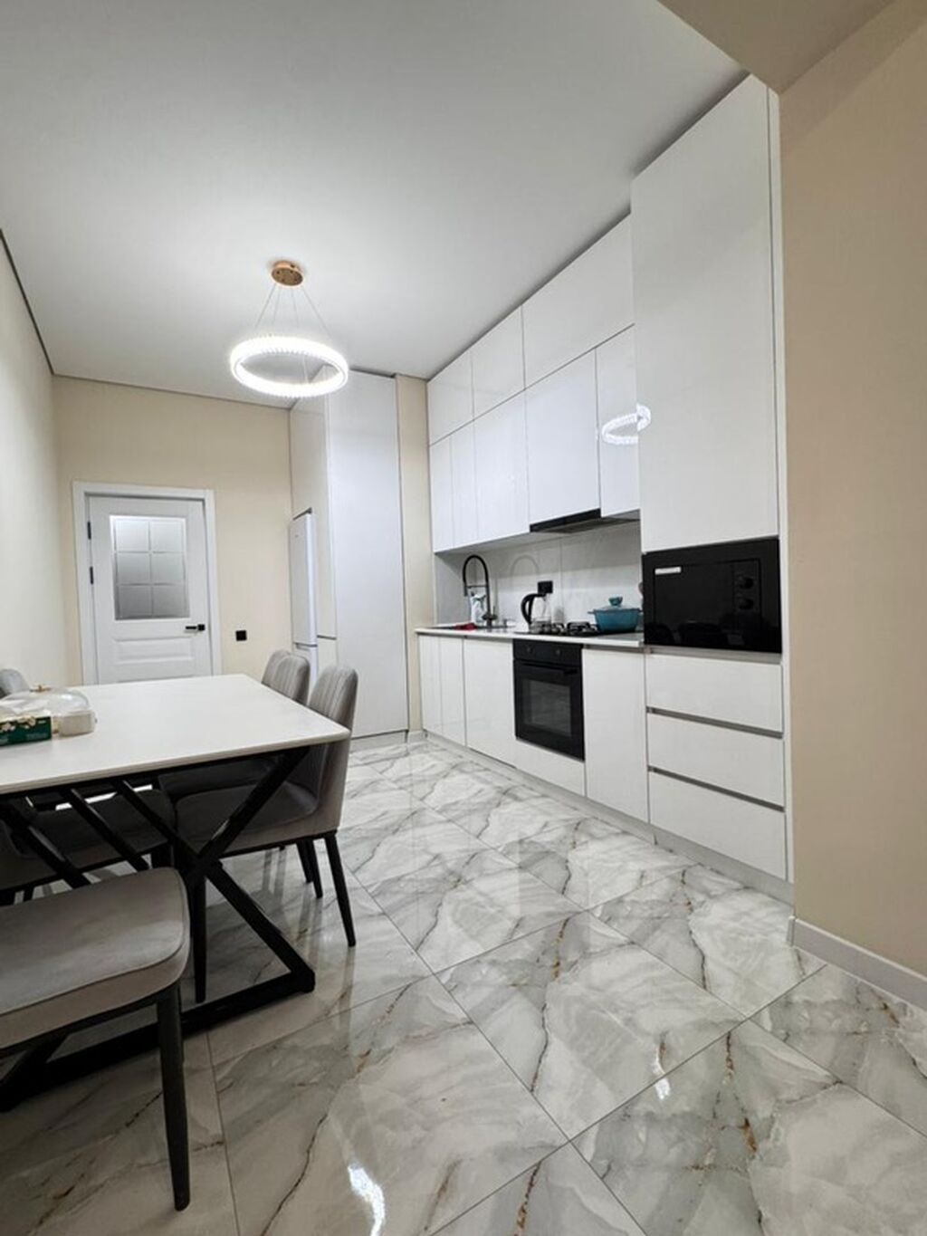 2 комнаты, 71 м², Элитка, 8 этаж, Дизайнерский ремонт: фото 5