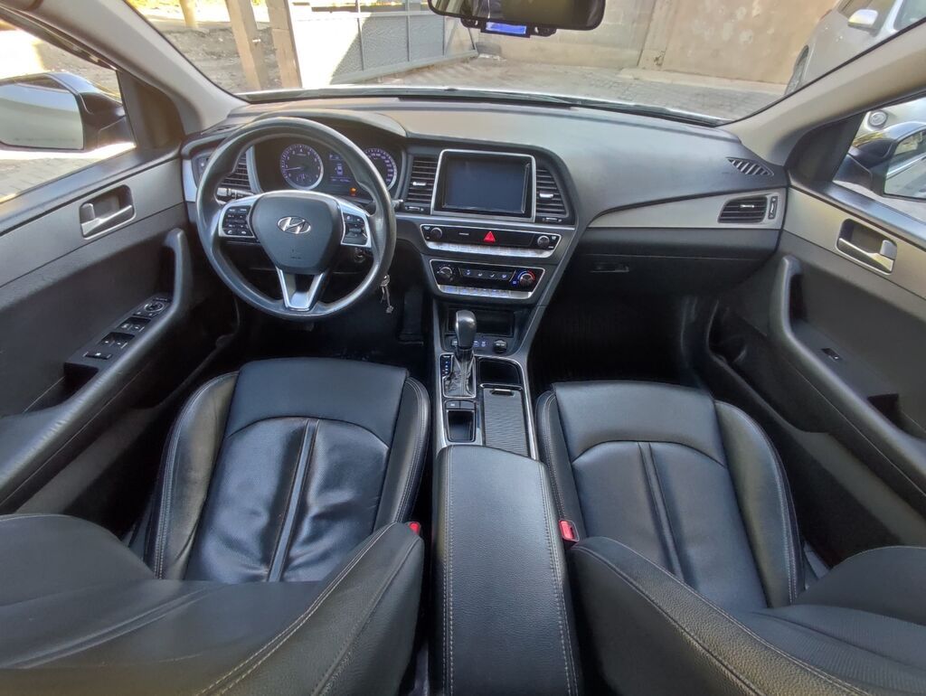 Hyundai Sonata: 2019 г., 2 л, Автомат, Газ, Седан: фото 6