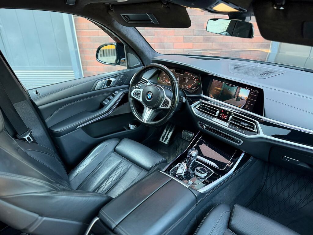 BMW X7: 2021 г., 4.4 л, Автомат, Бензин, Внедорожник: фото 7