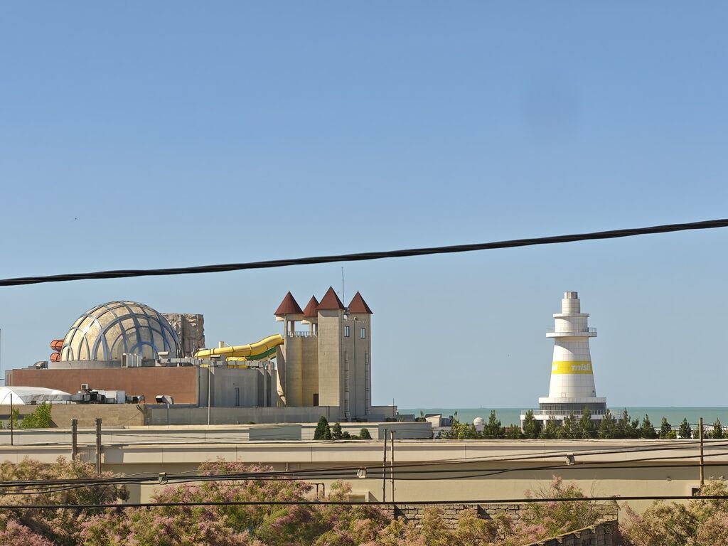 Mərdəkan, 210 kv. m, 3 otaqlı, Hovuzlu