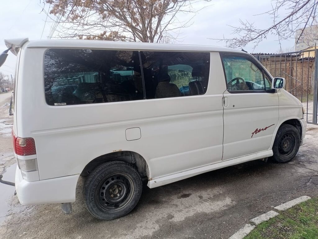 Mazda Bongo Friendee: 2001 г., Автомат, Бензин, Минивэн: фото 5