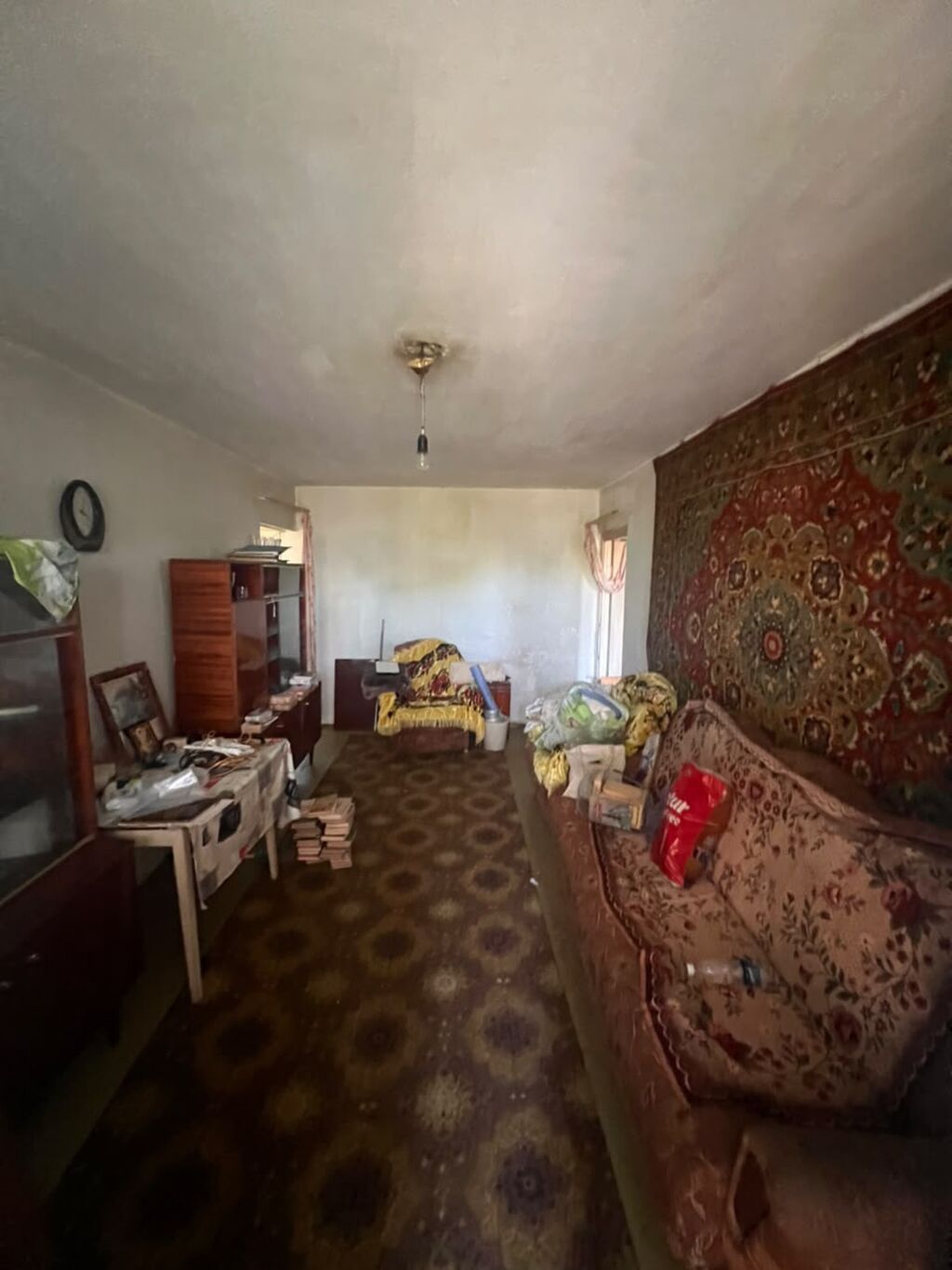 3 комнаты, 58 м², 6 мкр 104 серия, 4 этаж, Требуется ремонт: фото 1