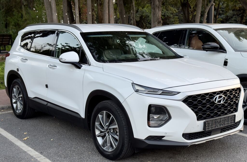 Hyundai Santa Fe: 2018 г., 2.2 л, Автомат, Дизель, Кроссовер: фото 4