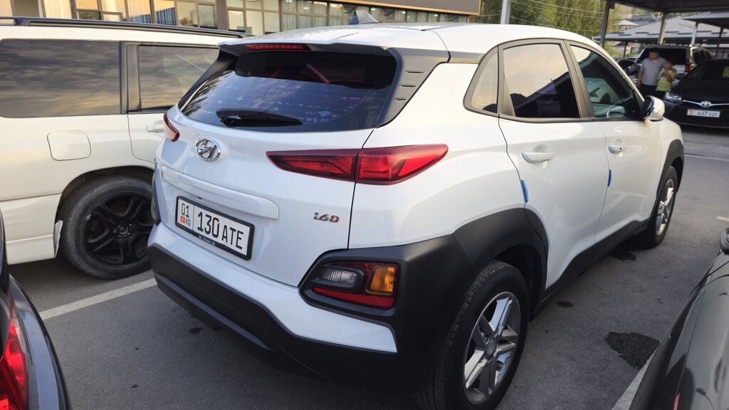 Hyundai Kona: 2018 г., 1.6 л, Автомат, Бензин, Кроссовер: фото 5