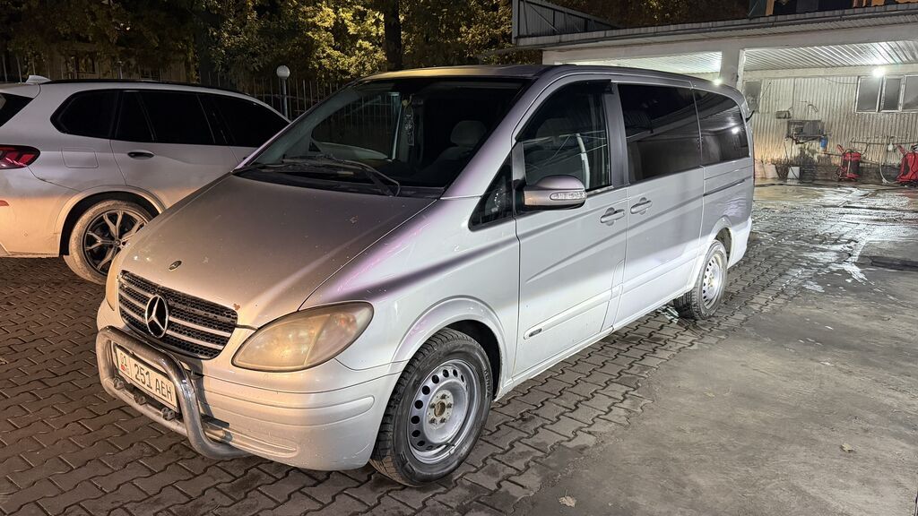 Mercedes-Benz Viano: 2005 г., 2.2 л, Автомат, Дизель, Минивэн: фото 3