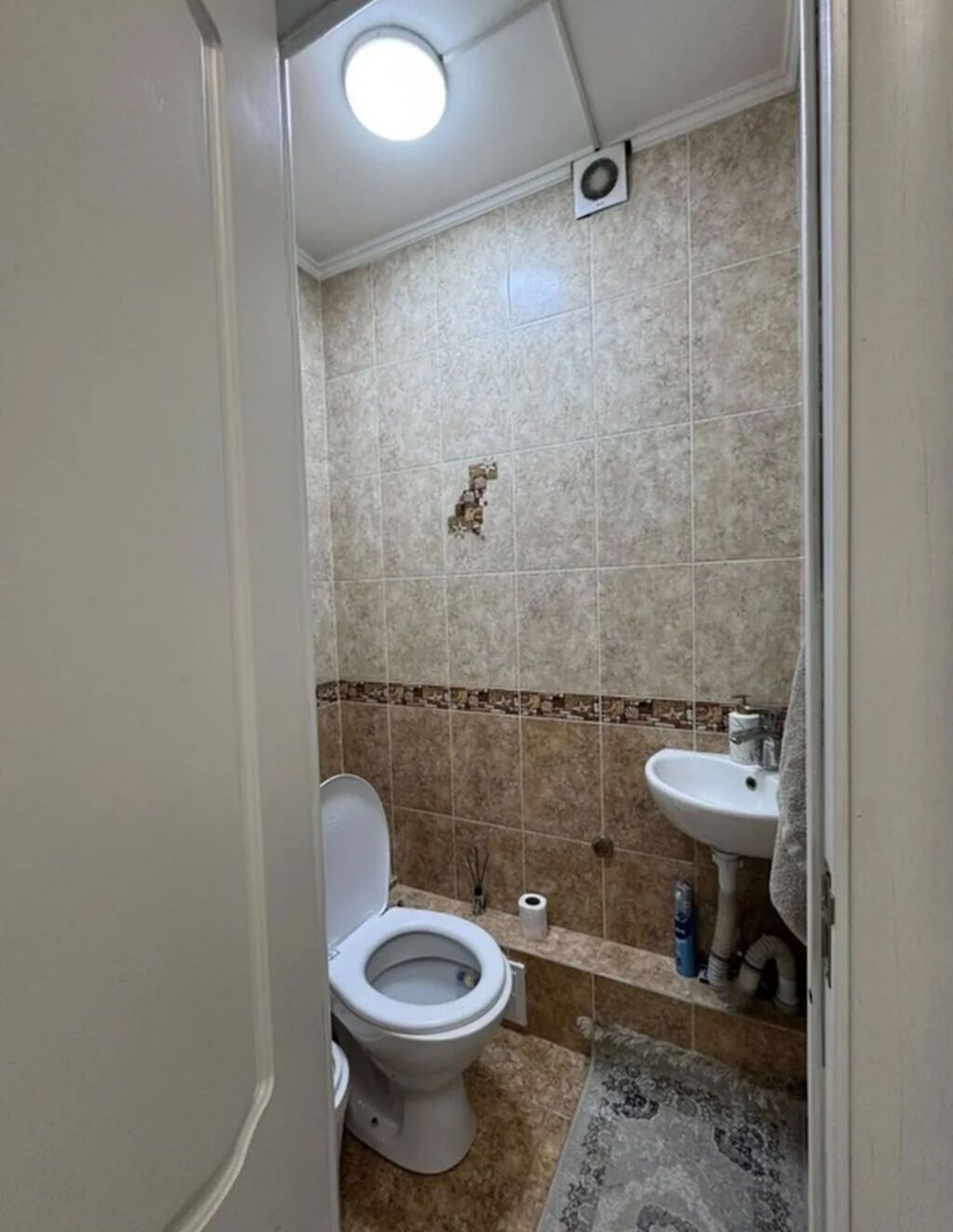 2 комнаты, 52 м², Юг-2 мкр 105 серия, 6 этаж, Евроремонт: фото 2