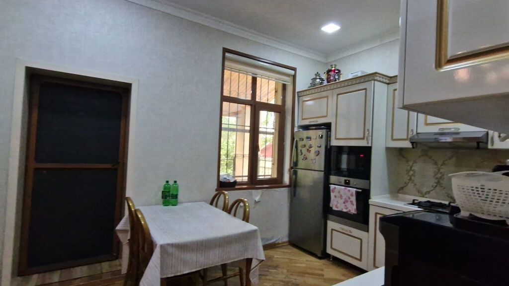 7 otaqlı, 214 kv. m, Kredit yoxdur, Yeni təmirli
