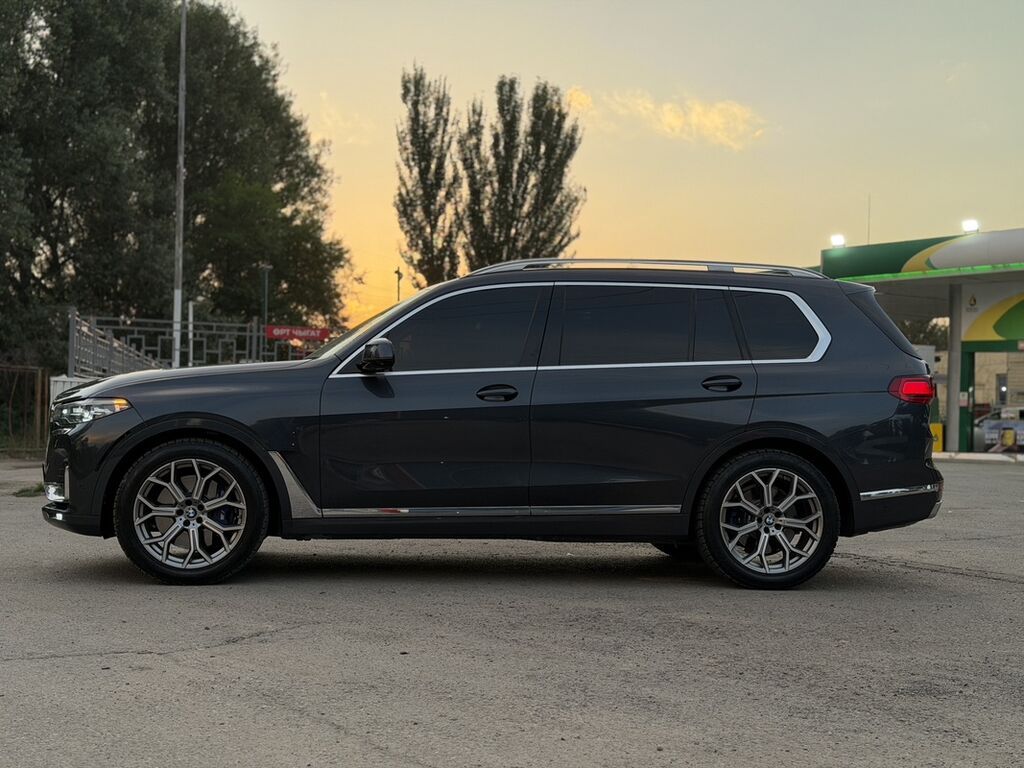 BMW X7: 2019 г., 3 л, Автомат, Бензин, Кроссовер: фото 3
