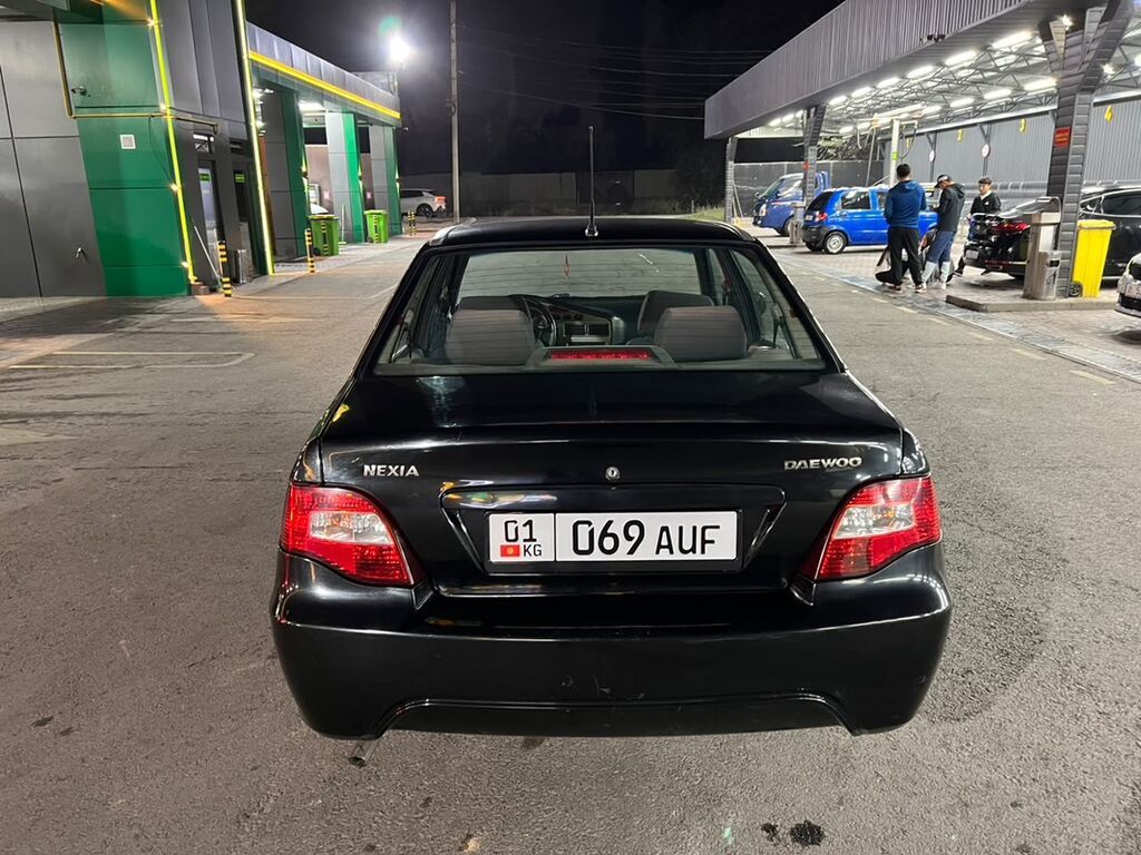 Daewoo Nexia: 2010 г., 1.5 л, Механика, Бензин, Седан: фото 8