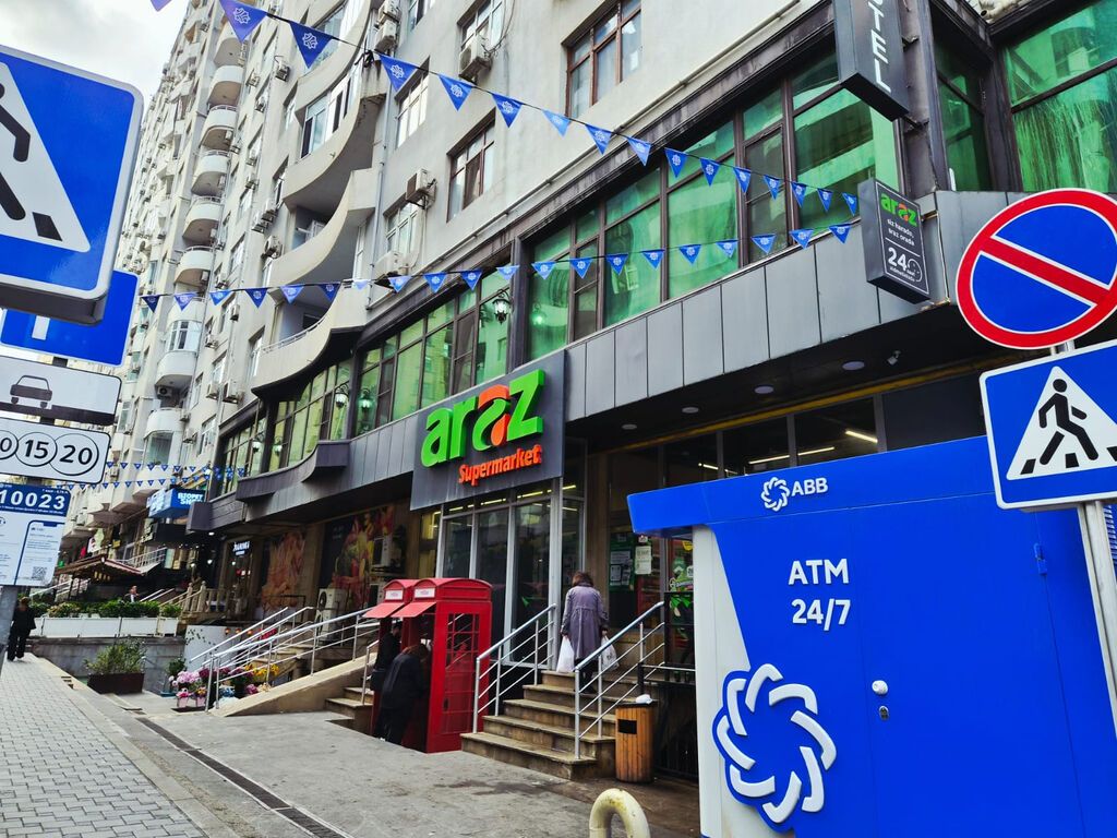 3 otaqlı, Yeni tikili, m. Nizami, 98 kv. m