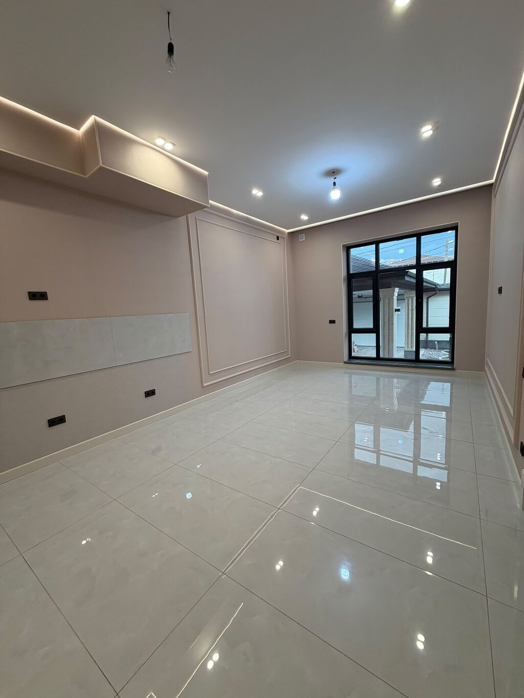 Срочная продажа! Новый 3-этажный дом с цокольным этажом в районе: фото 8