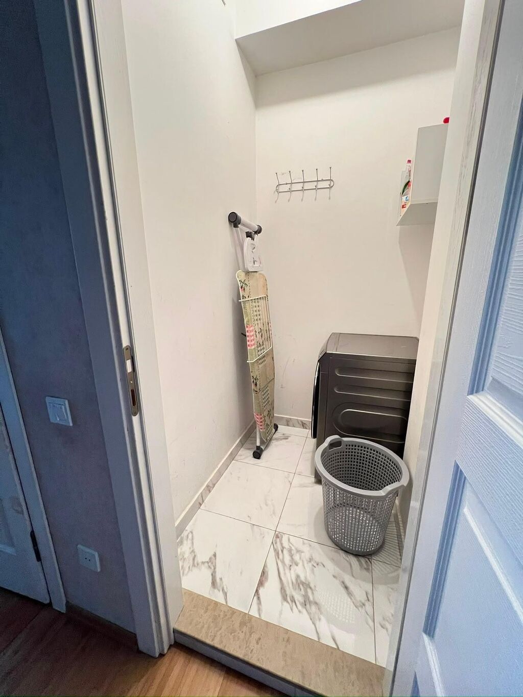 Yasamal, 3 otaqlı, Yeni tikili, m. İnşaatçılar, 89 kv. m