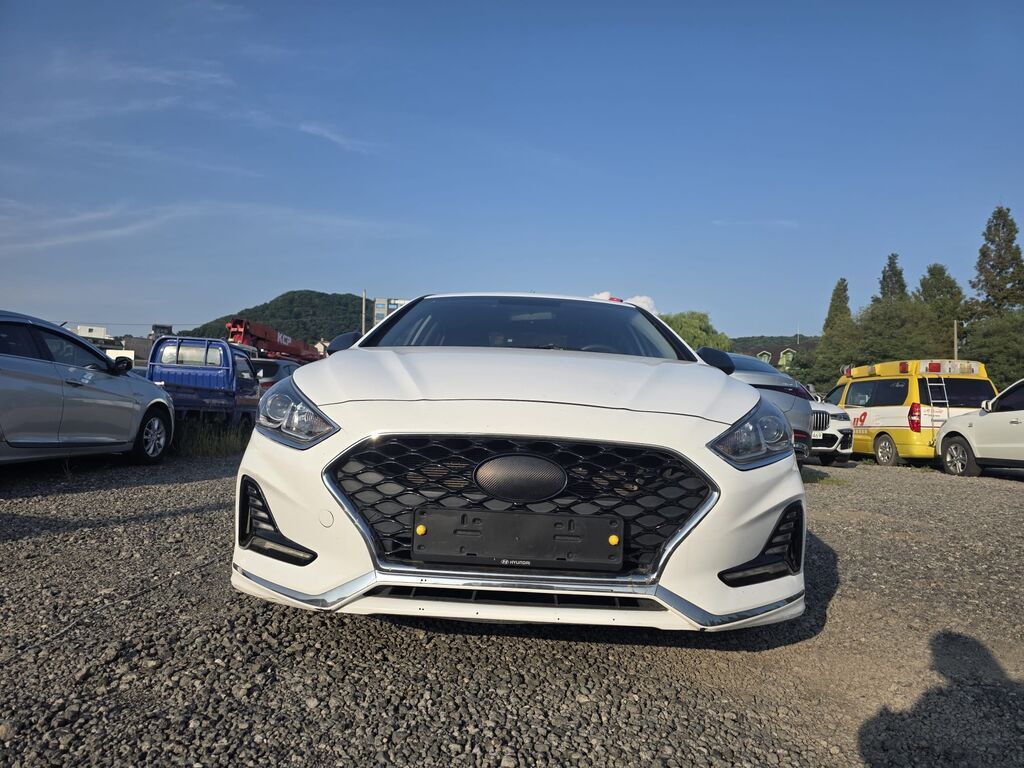 Hyundai Sonata: 2021 г., 2 л, Автомат, Газ, Седан: фото 2