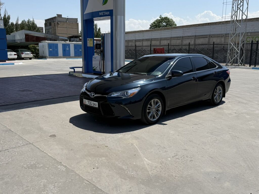 Toyota Camry: 2016 г., 2.5 л, Автомат, Бензин, Седан: фото 2