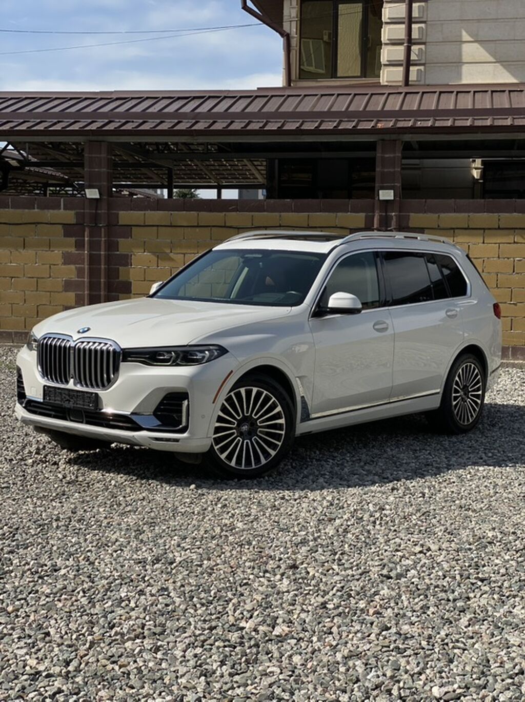 BMW X7: 2020 г., 3 л, Автомат, Бензин, Внедорожник: фото 4