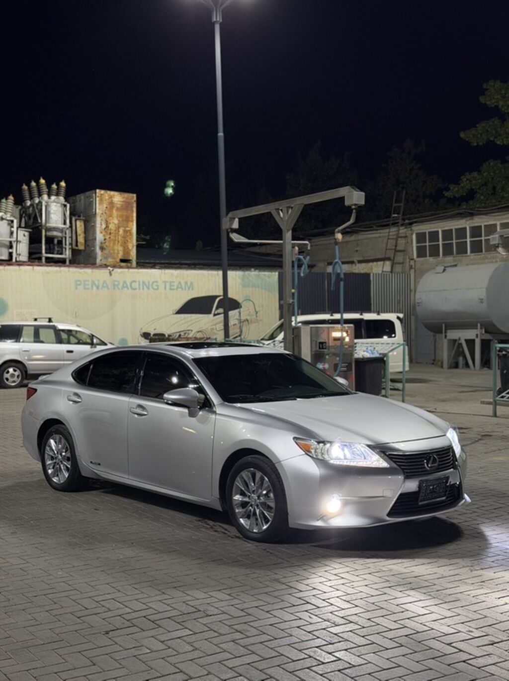 Lexus ES: 2013 г., 2.5 л, Автомат, Гибрид, Седан: фото 3