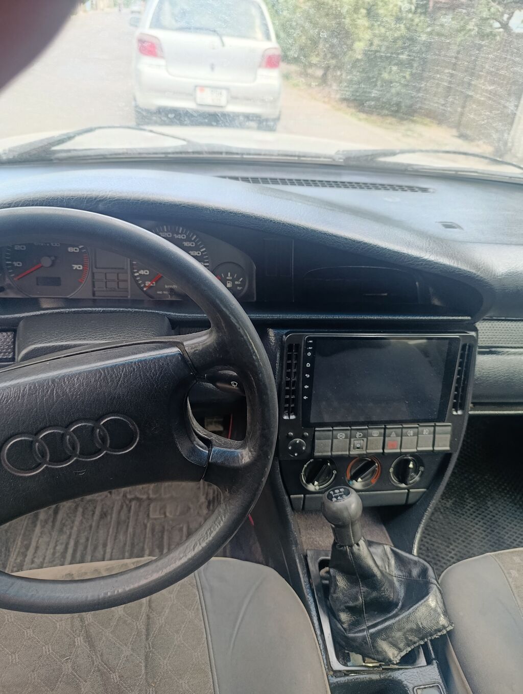 Audi 100: 1991 г., 2.3 л, Механика, Бензин, Седан: фото 5