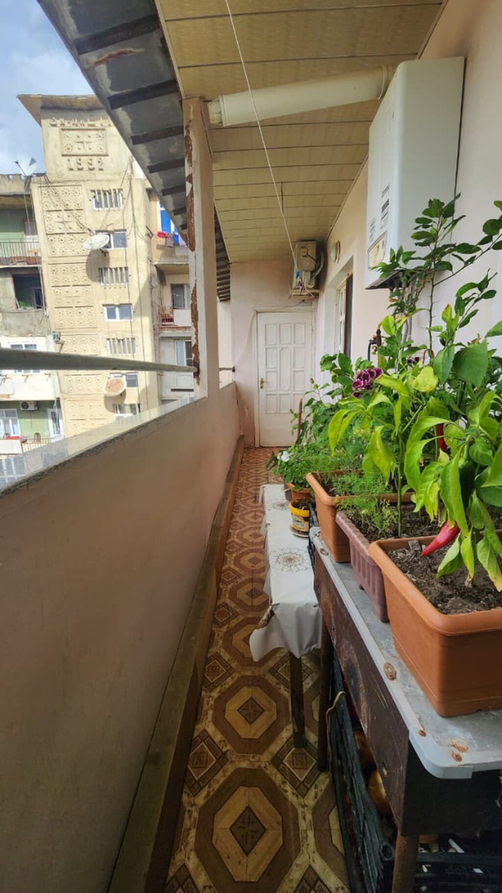 Bakı, Qaraçuxur qəs., 5 otaqlı, Köhnə tikili, 110 kv. m