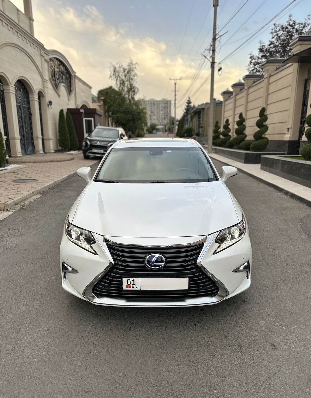 Lexus ES: 2016 г., 2.5 л, Автомат, Бензин: фото 2