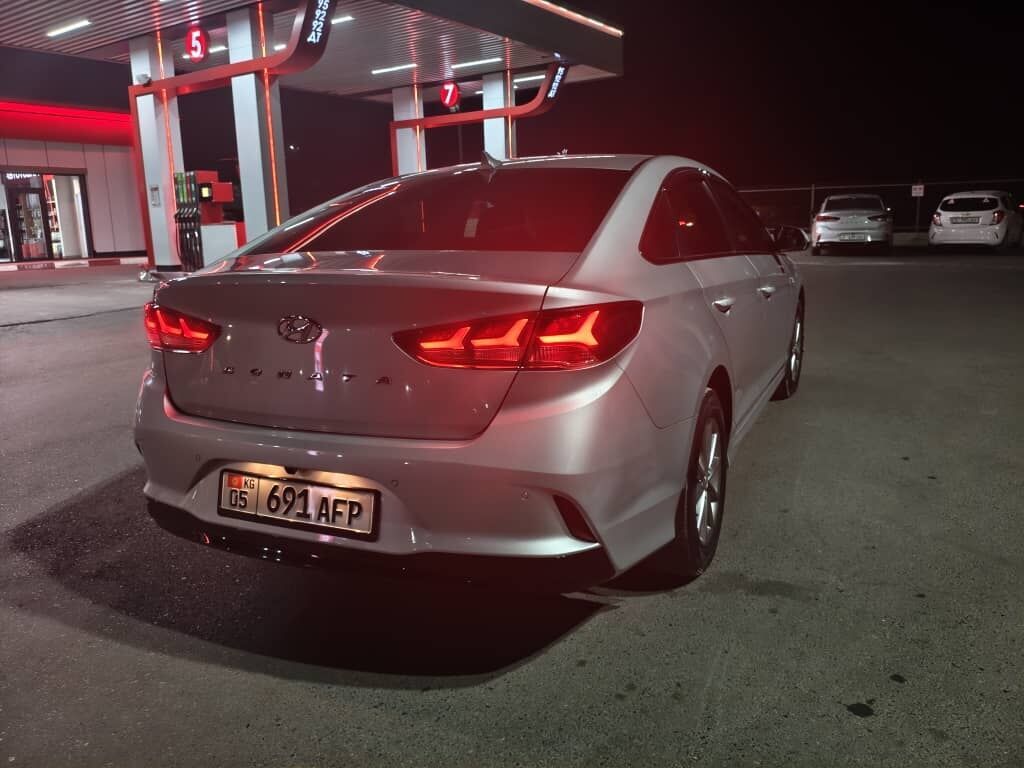Hyundai Sonata: 2019 г., 2 л, Автомат, Газ, Седан: фото 8