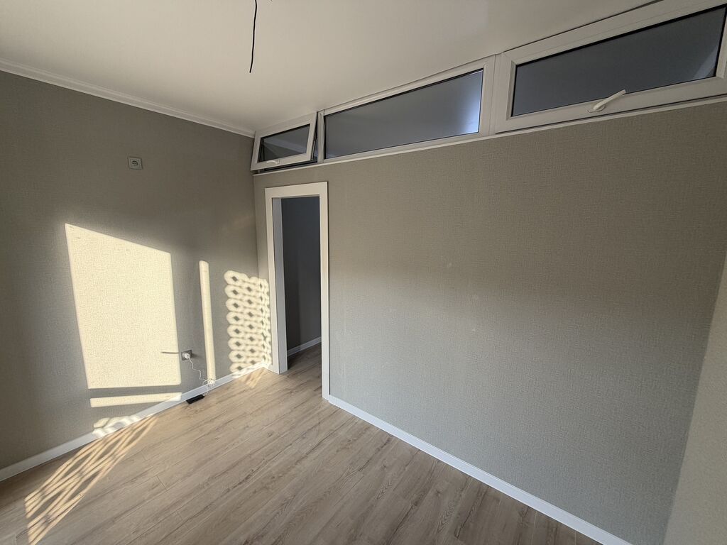 2 комнаты, 56 м², Технопарк 106 серия улучшенная, 9 этаж, Свежий ремонт: фото 5