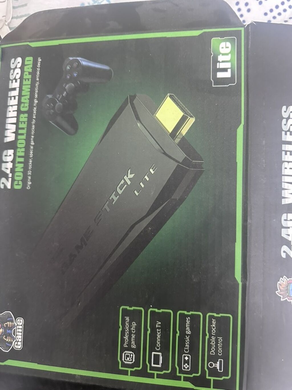 Игровая приставка Game Stick Lite (HDMI-донгл) с двумя беспроводными — фото 1