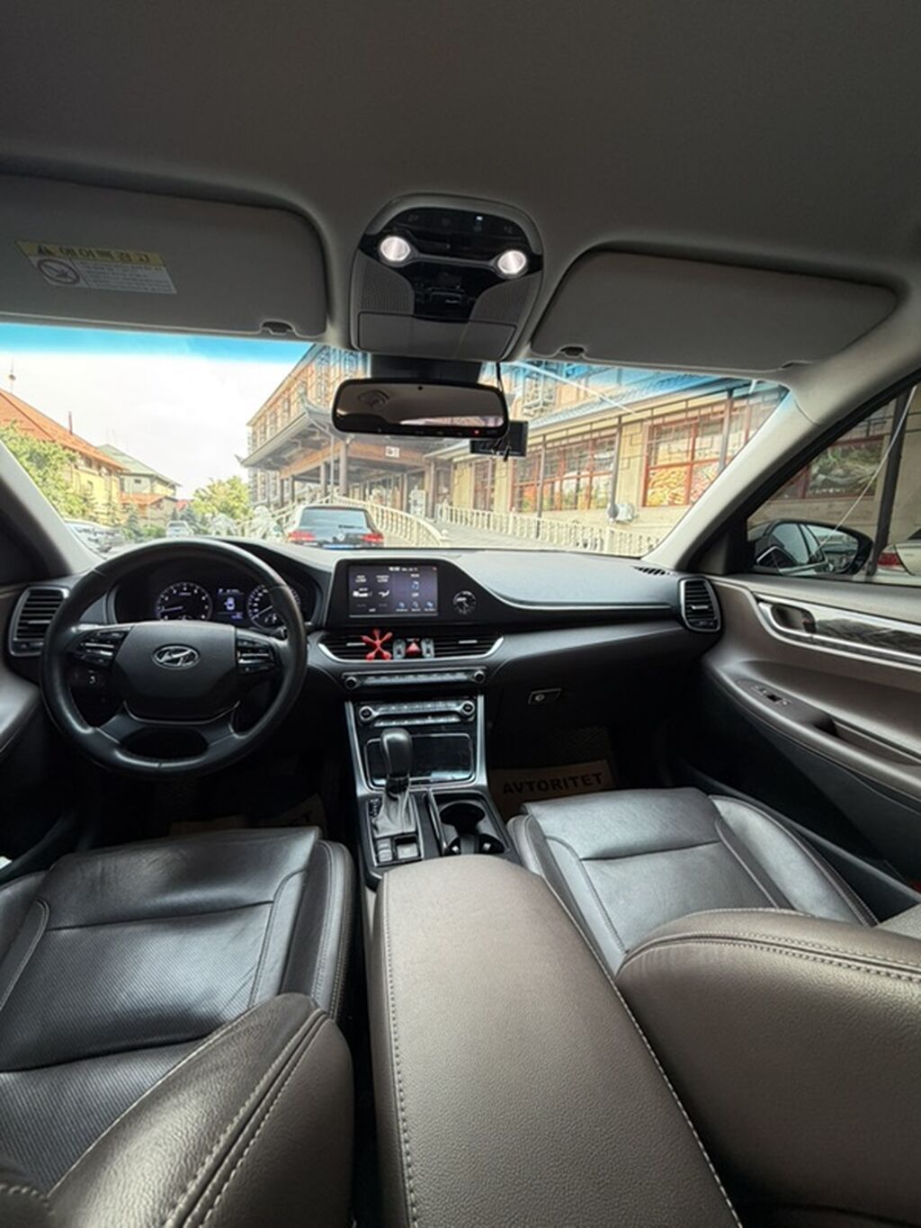 Hyundai Grandeur: 2018 г., 2.4 л, Автомат, Бензин, Седан: фото 4