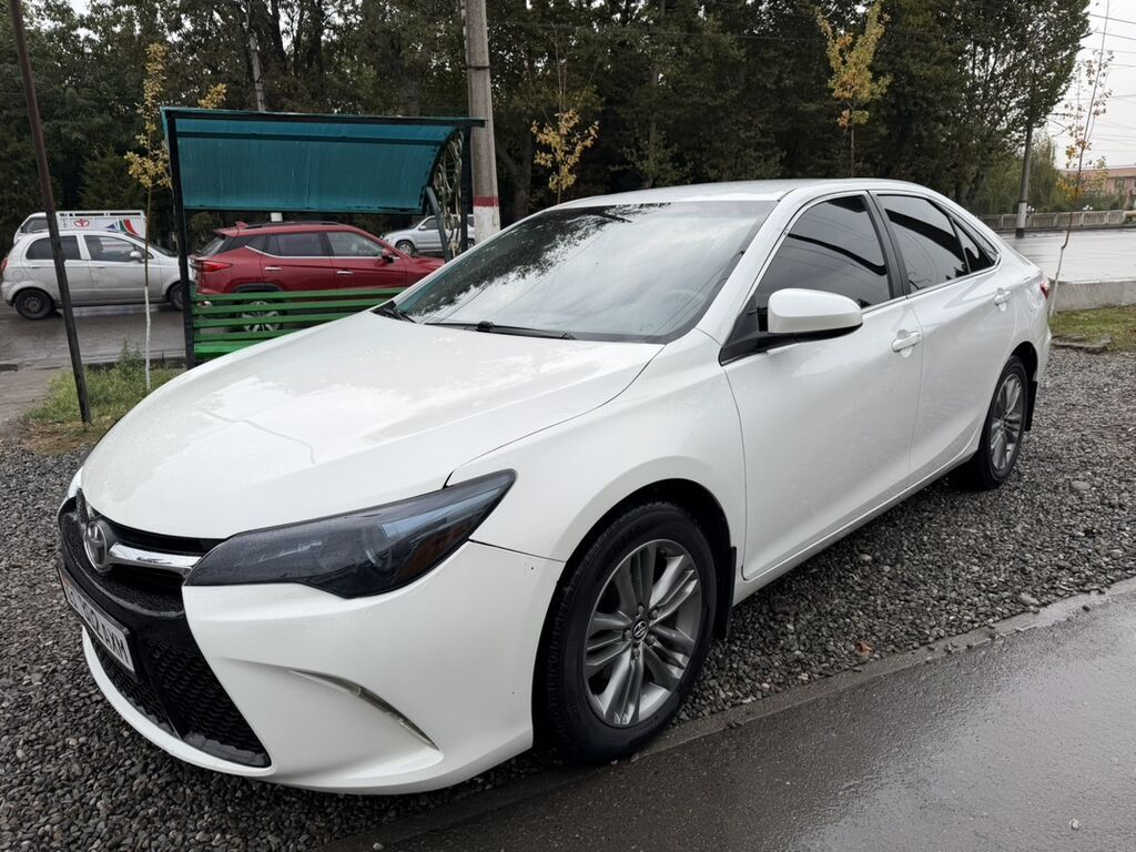Toyota Camry: 2016 г., 2.5 л, Автомат, Бензин, Седан: фото 3