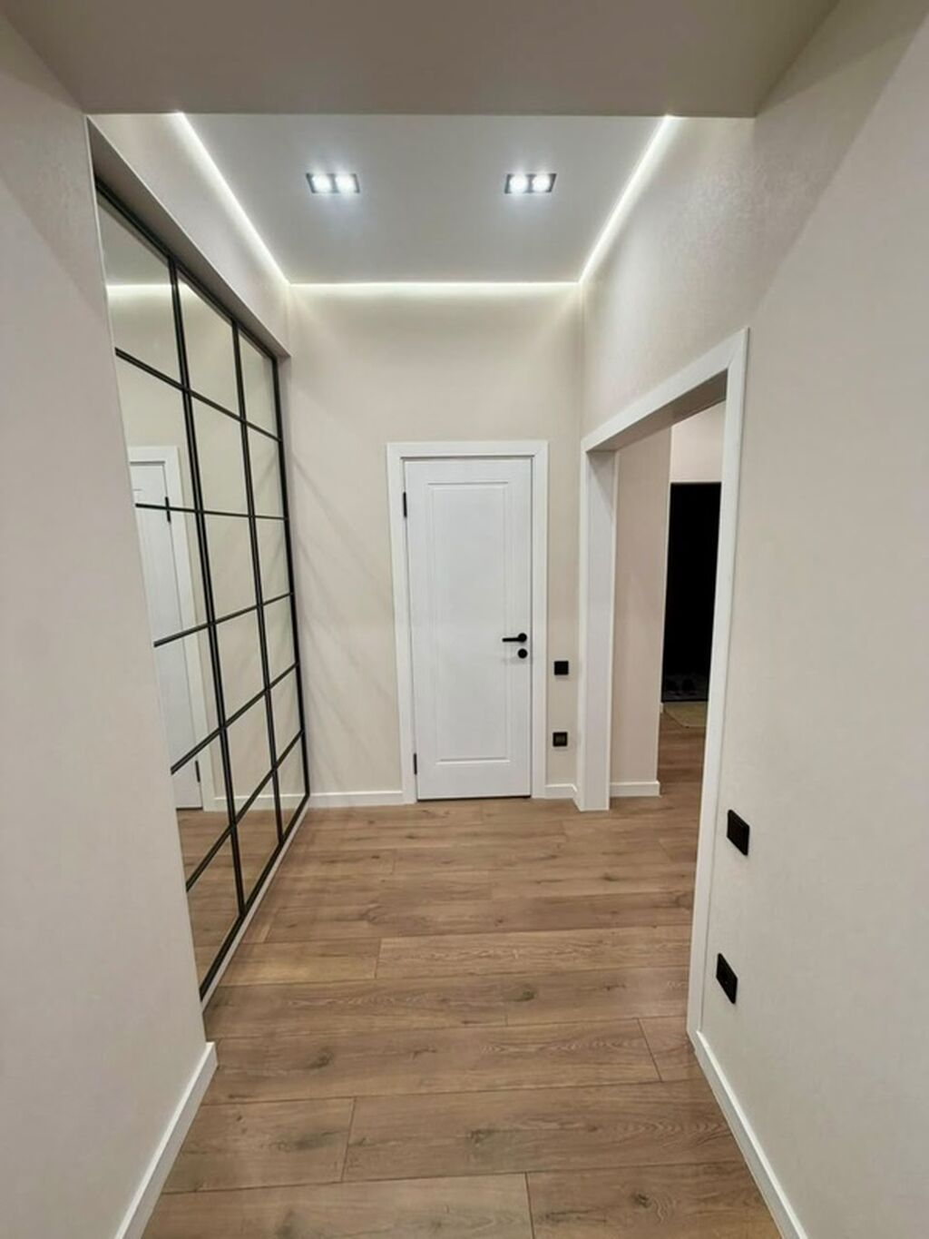 4 комнаты, 109 м², Южная Магистраль Элитка, 9 этаж, Дизайнерский ремонт: фото 8