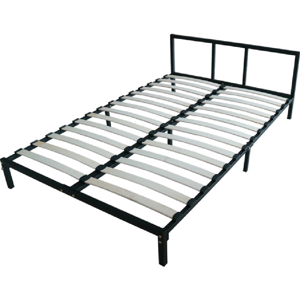 двуспальная кровать с металлическим каркасом