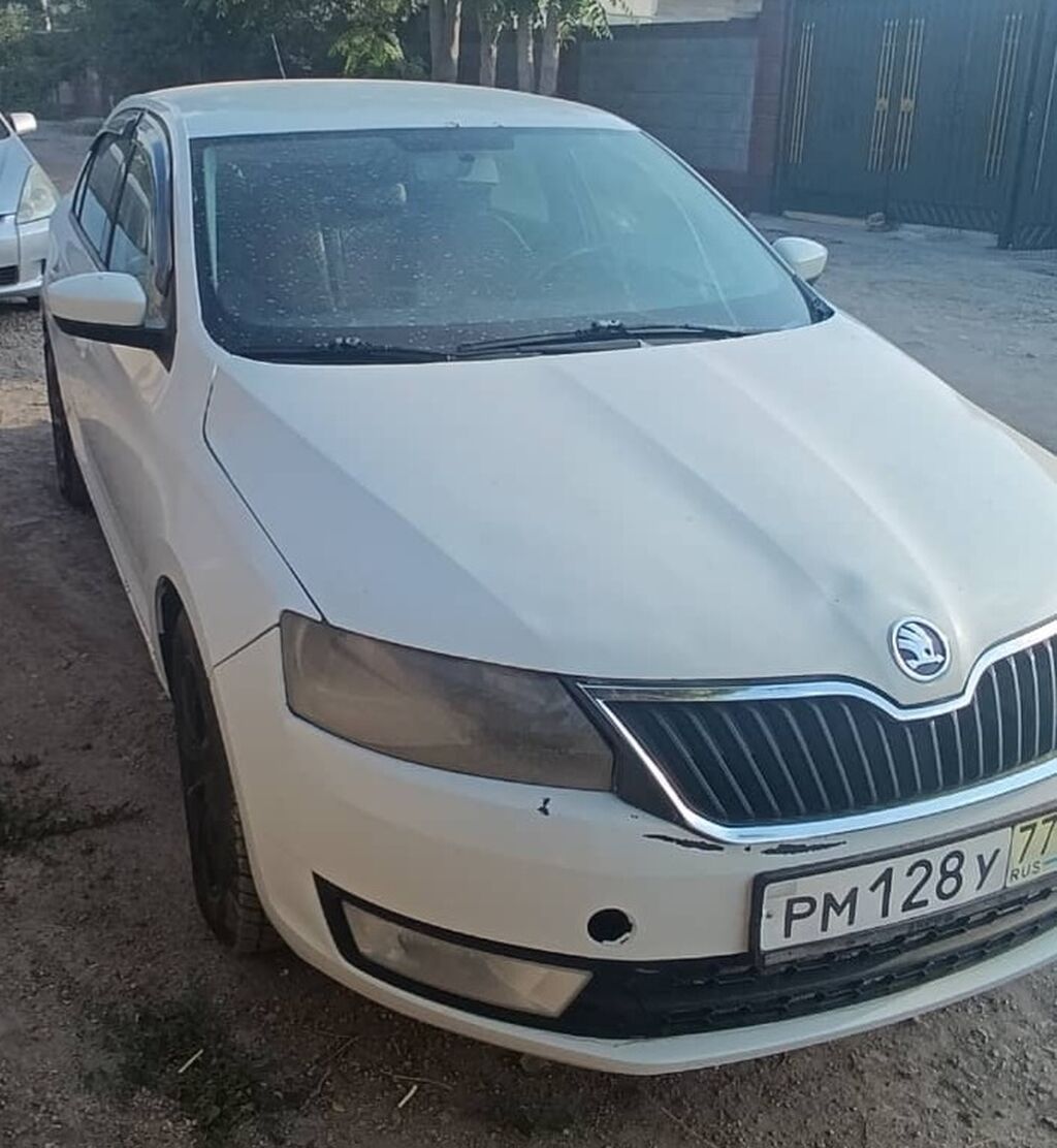 Skoda Rapid: 2014 г., 1.6 л, Механика, Бензин, Седан — фото 2