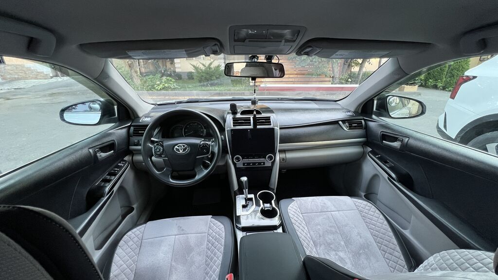 Toyota Camry: 2011 г., 2.5 л, Автомат, Бензин, Седан: фото 6
